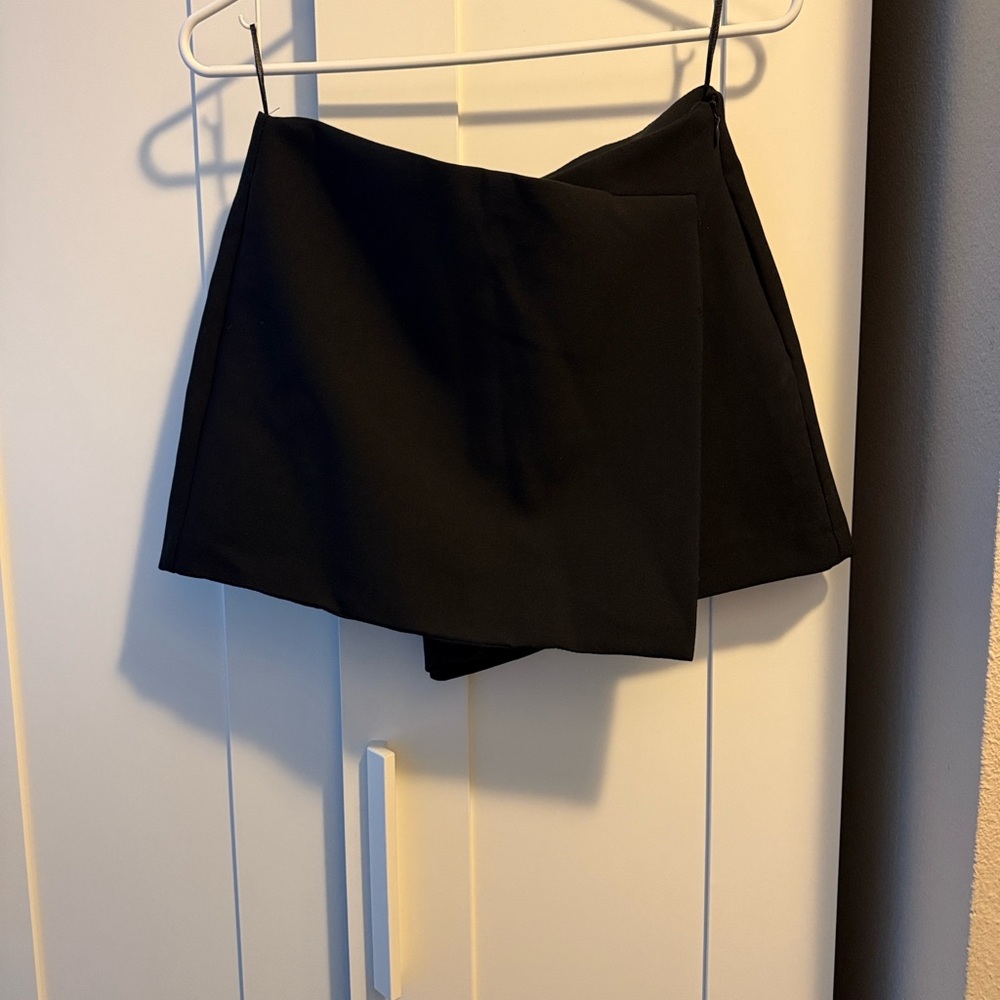 Zara Elegant Black Skort